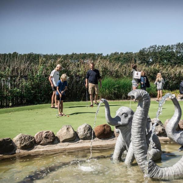 Minigolf på campingplads