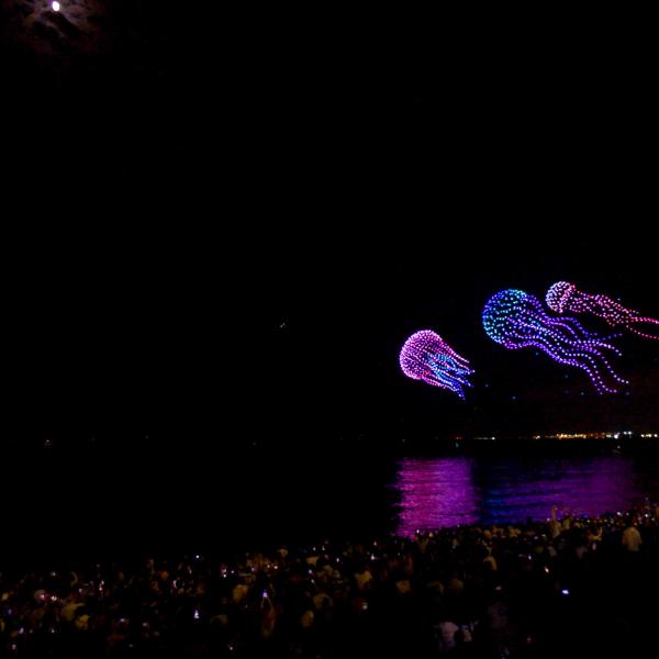 Droneshow_Fårup Sommerland_Høstfest_Lysfald2025