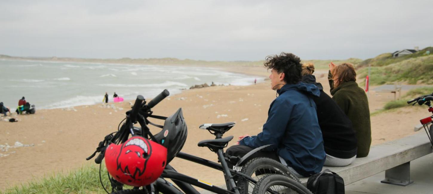 cyklister ved klitmøtter / vorupør stranden