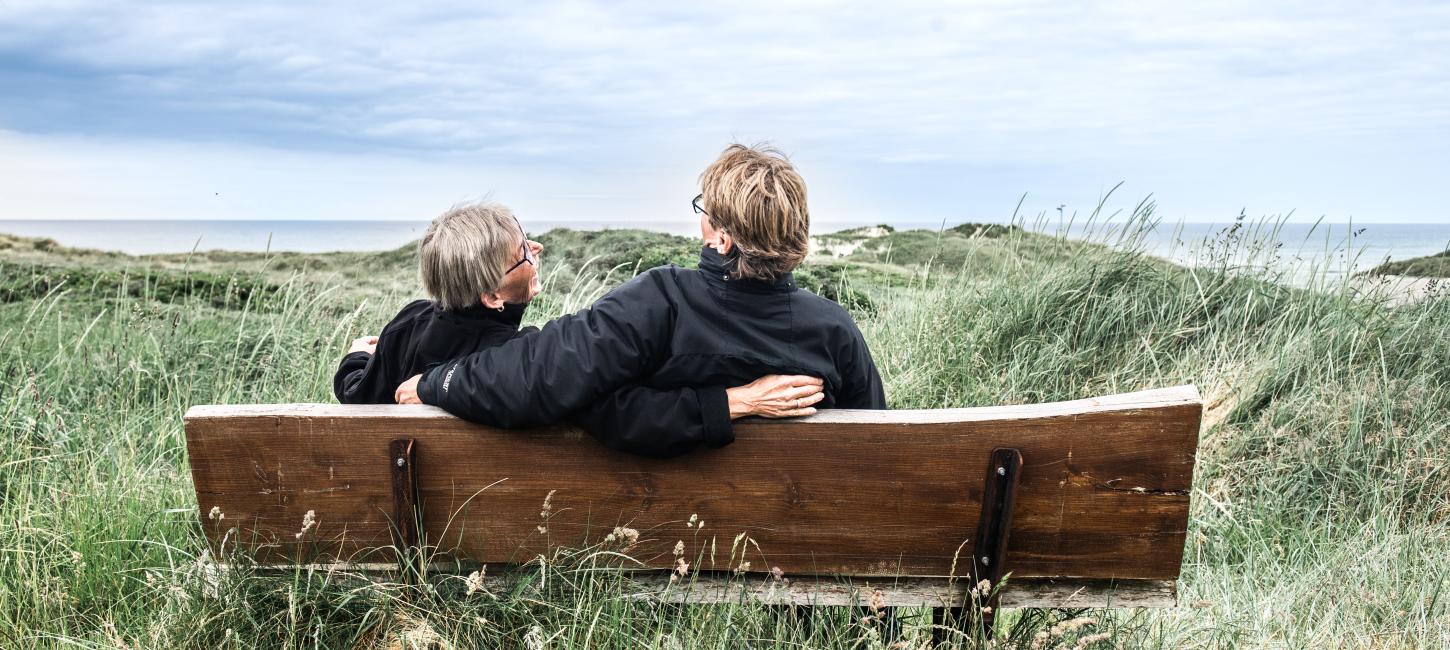 Par ved strand