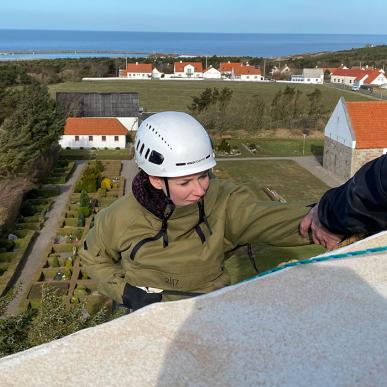 Rappelling på Hanstholm fyr