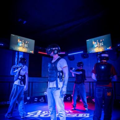 Action House - VR