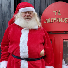 Juleskibet ankommer med julemanden fra Grønland til Lemvig